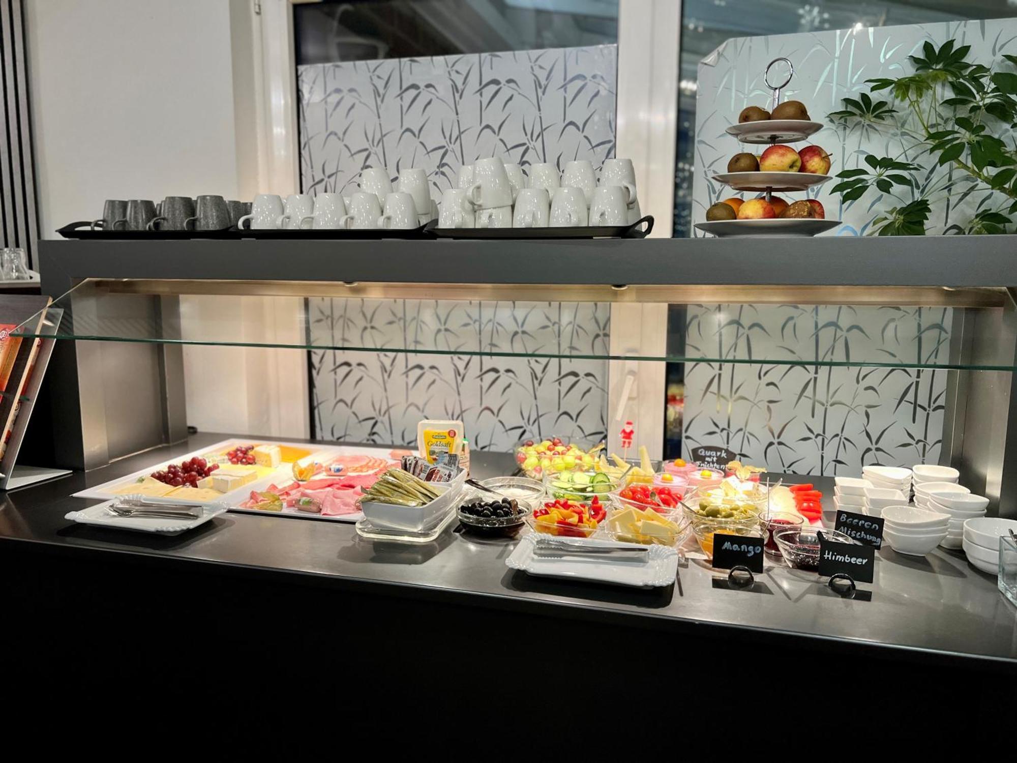 Globotel Hotel Garbsen Bagian luar foto