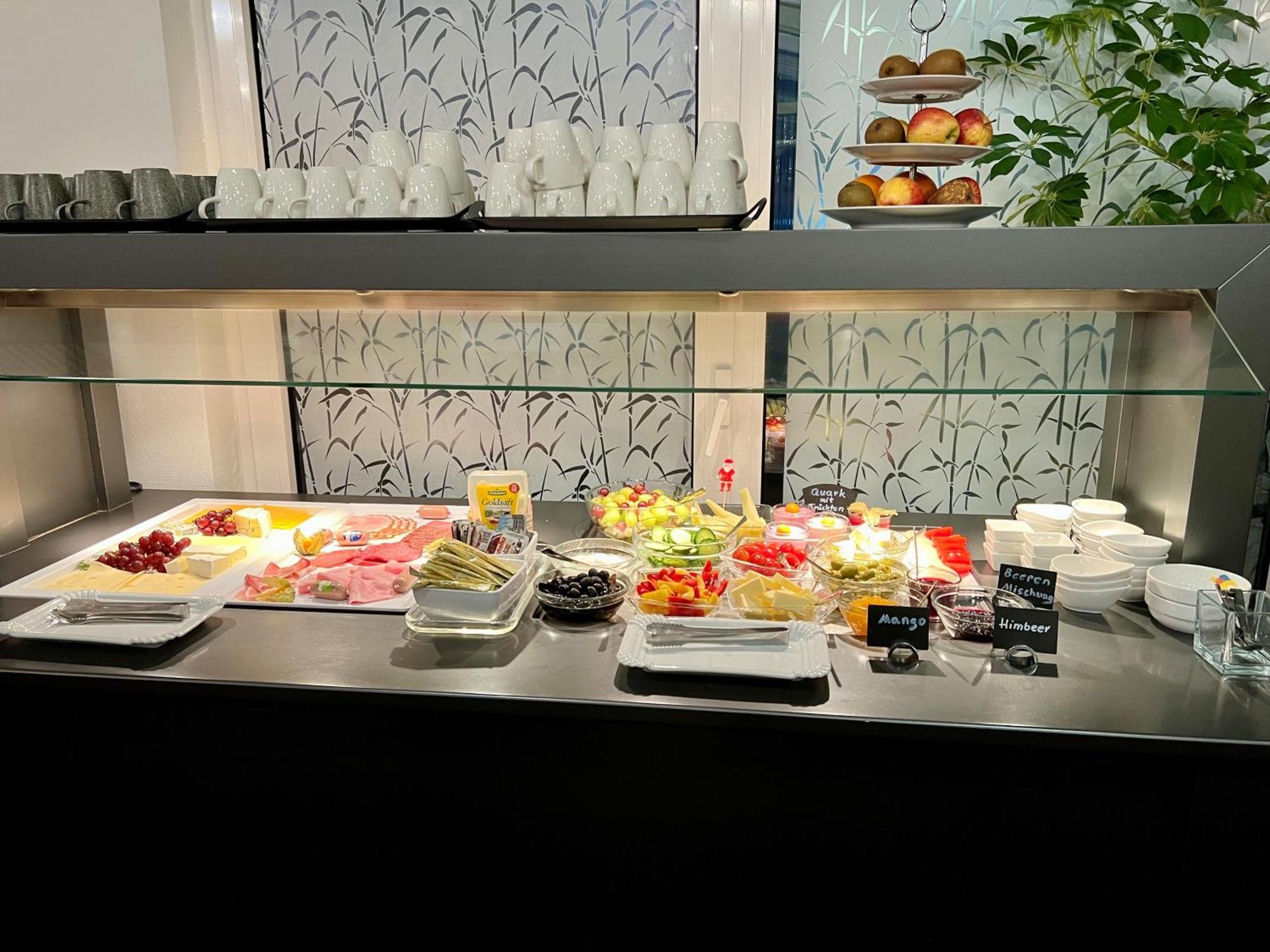 Globotel Hotel Garbsen Bagian luar foto