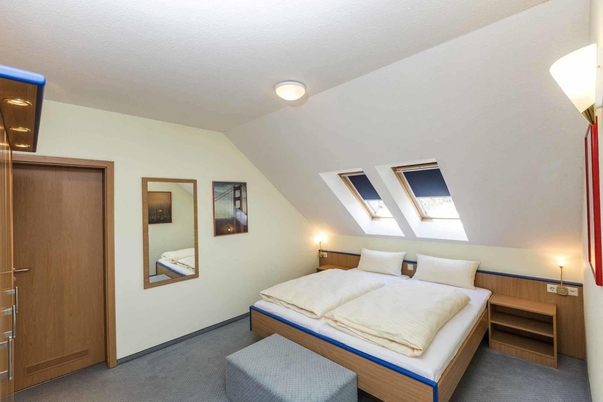 Globotel Hotel Garbsen Bagian luar foto