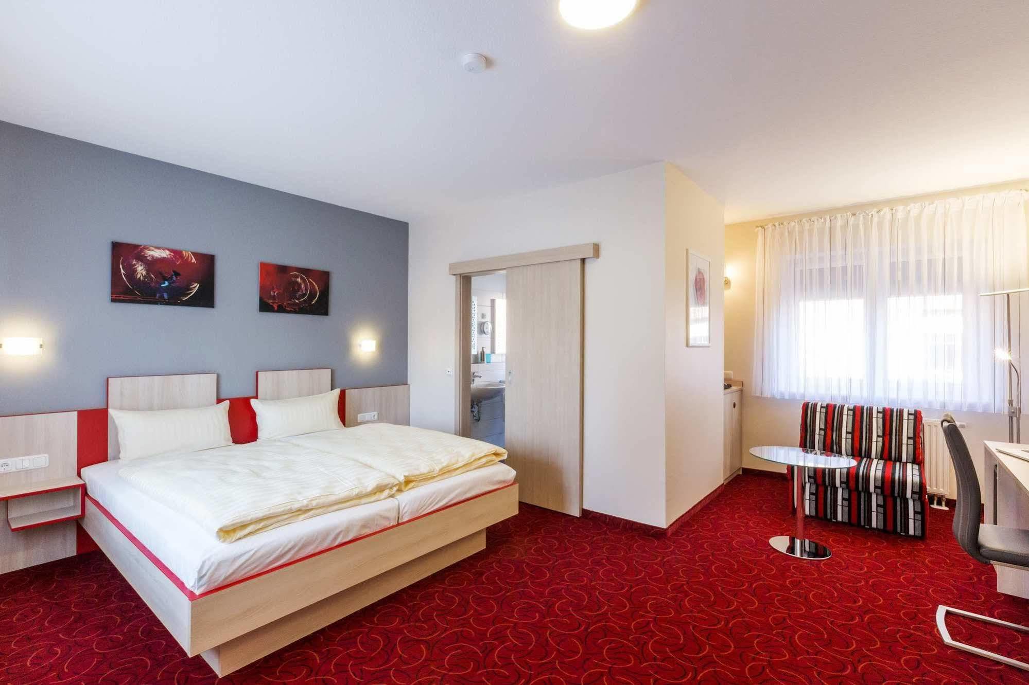 Globotel Hotel Garbsen Bagian luar foto